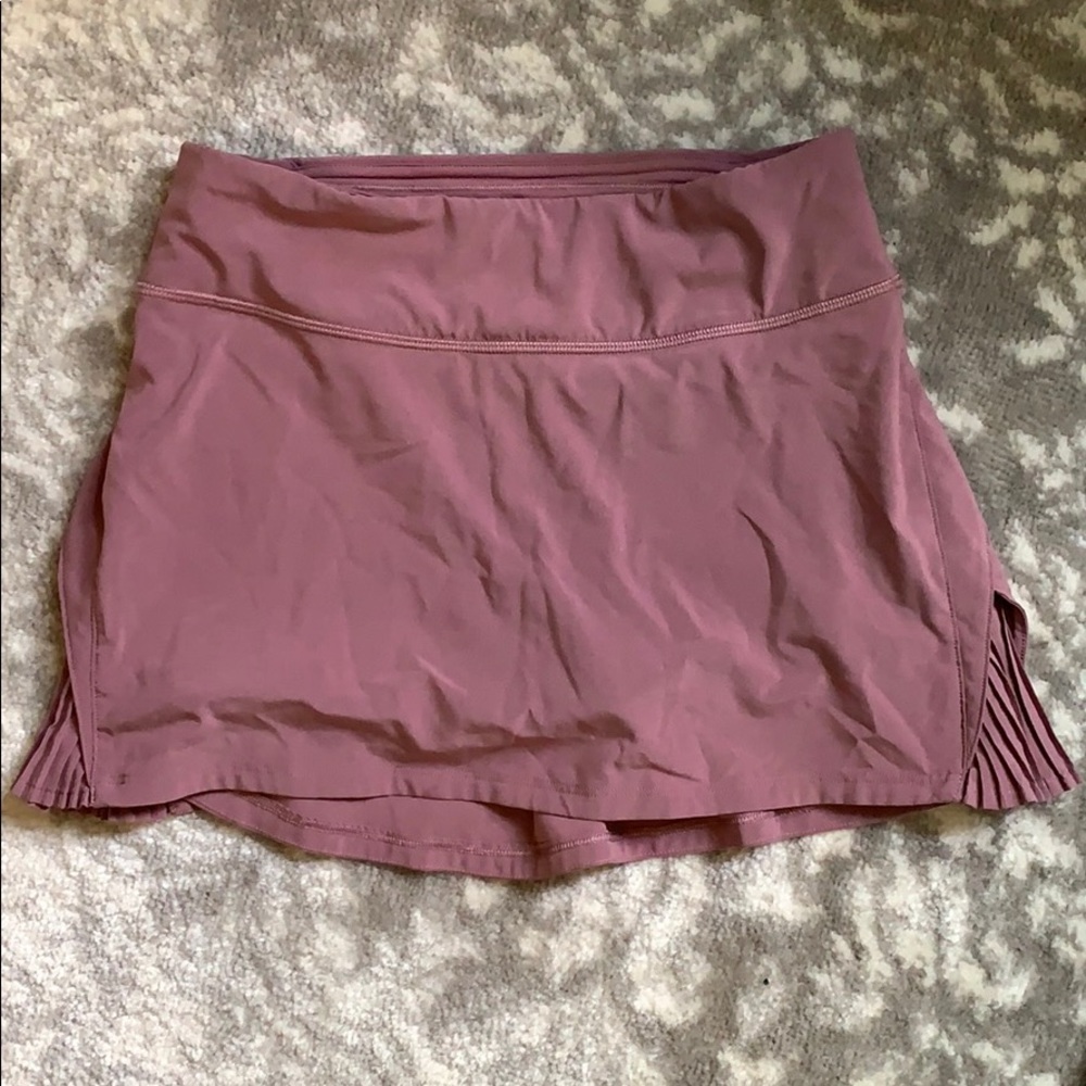 Lululemon play off the pleats skirt